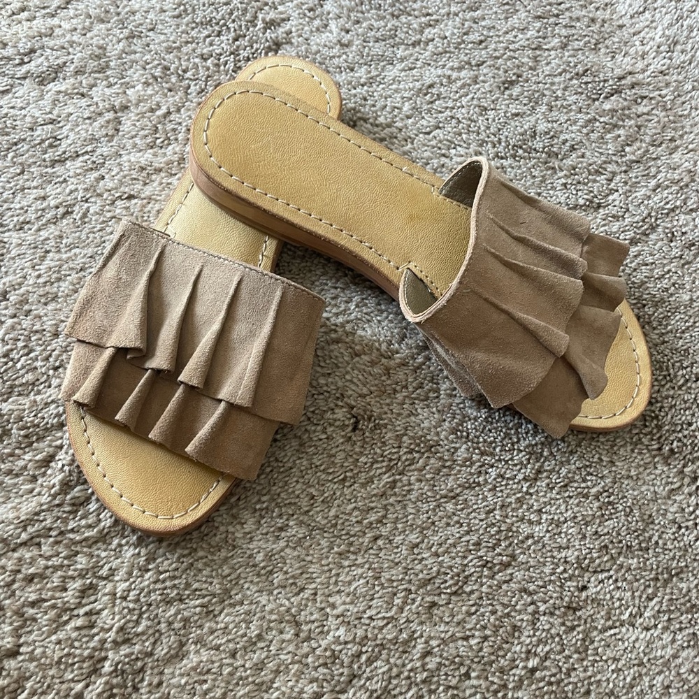 Sandal slide by Rebels